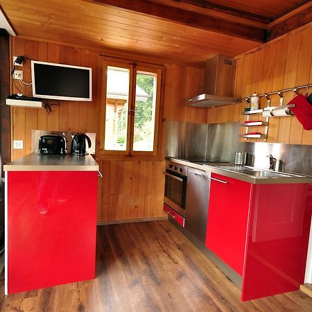 Lake View Chalet Бёнинген Экстерьер фото