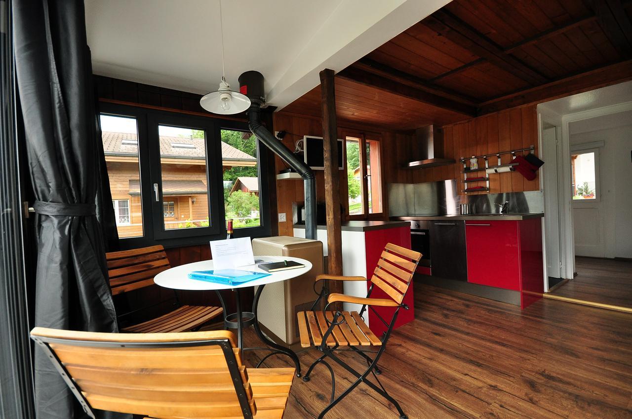 Lake View Chalet Бёнинген Экстерьер фото